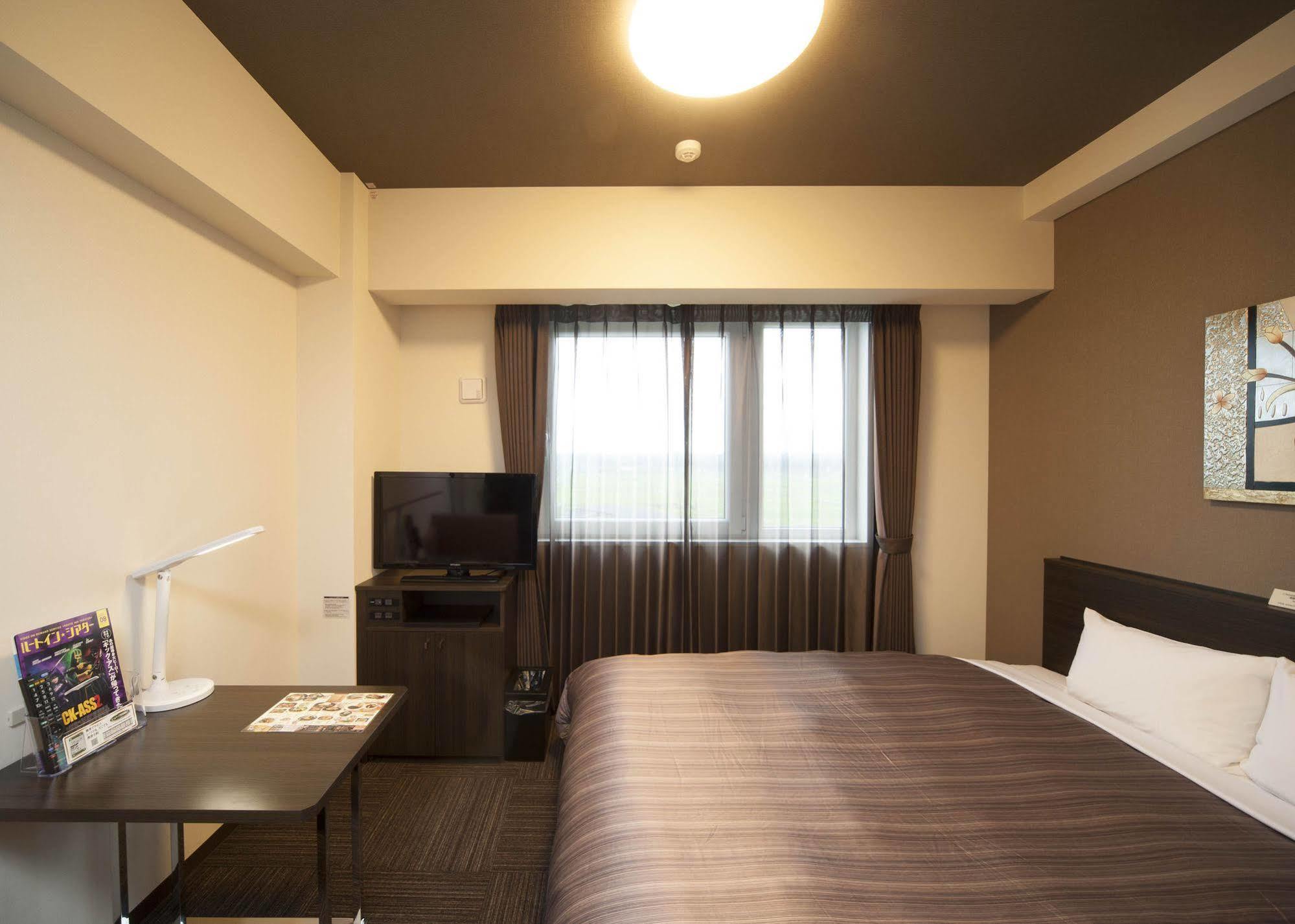 Hotel Route-Inn Shimizu Inter Сидзуока Экстерьер фото